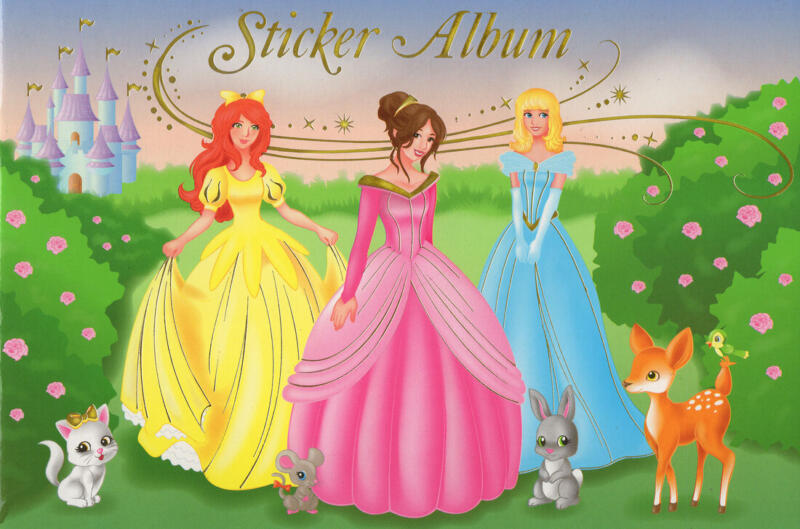 Tre prinsessor i olika klänningar och frisyrer står tillsammans med gulliga djur bland rosbuskar framför sagoslott.