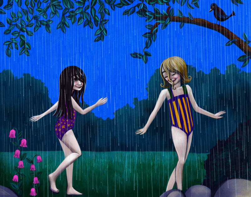 Två glada flickor i baddräckt som tar en dusch i ett härligt sommarregn.