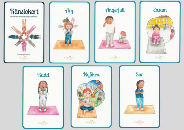 Olika känslouttryck på barn med en yogamatta