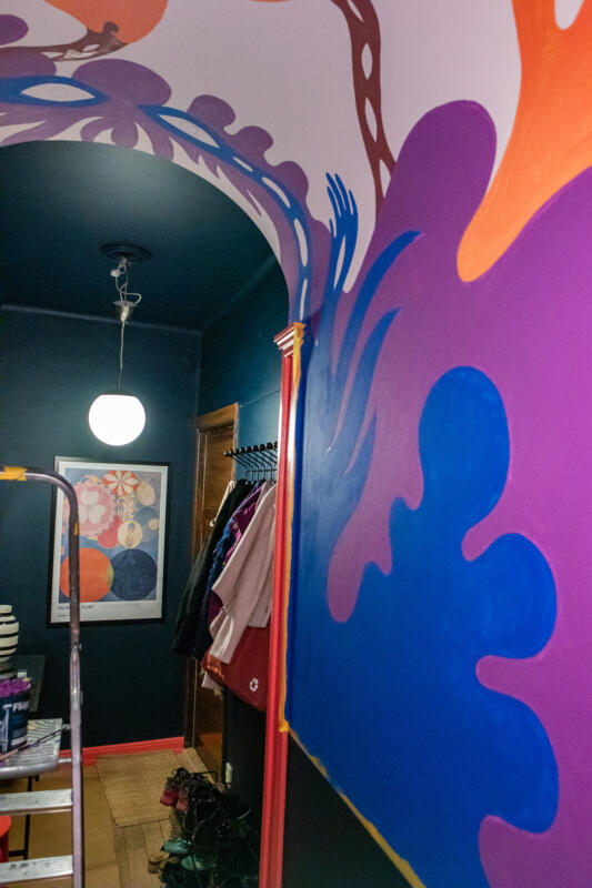 Mural/väggmålning för färgpsykologen & inredningsarkitekten Sara Garanty, våren 2025.