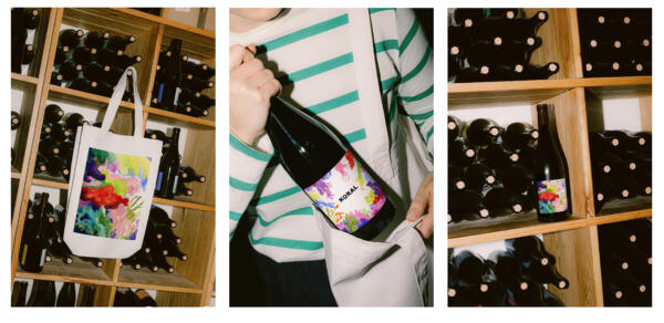 Mockup av vinflaska och påse med korallrevsetikett, förpackningsdesign och produktprojekt.