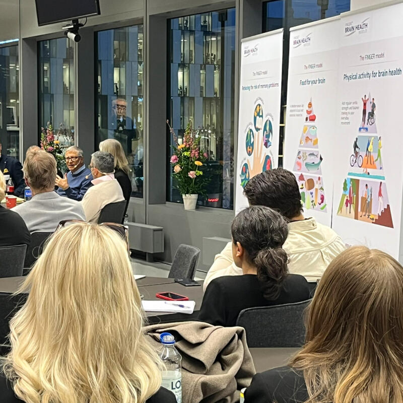 Tre st roll uper till FBHI's möte med Bill Gates från Gates Ventures