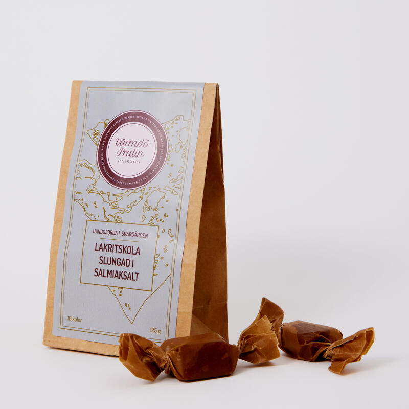 Bild på en förpackning och designad etikett för smörkola