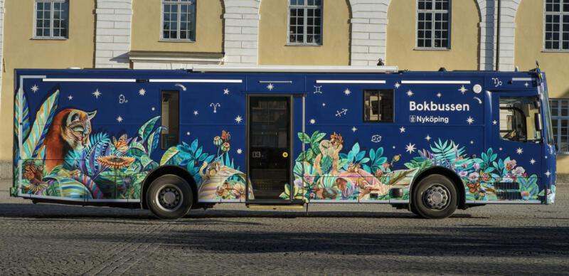 Bokbuss Bokbussen Offentlig konst