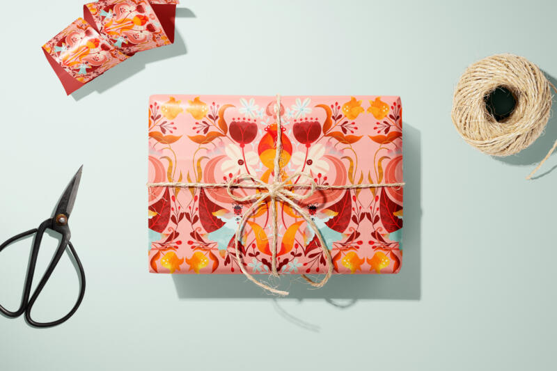 Stationery and textile pattern print design and illustration with birds, berries and leafs.