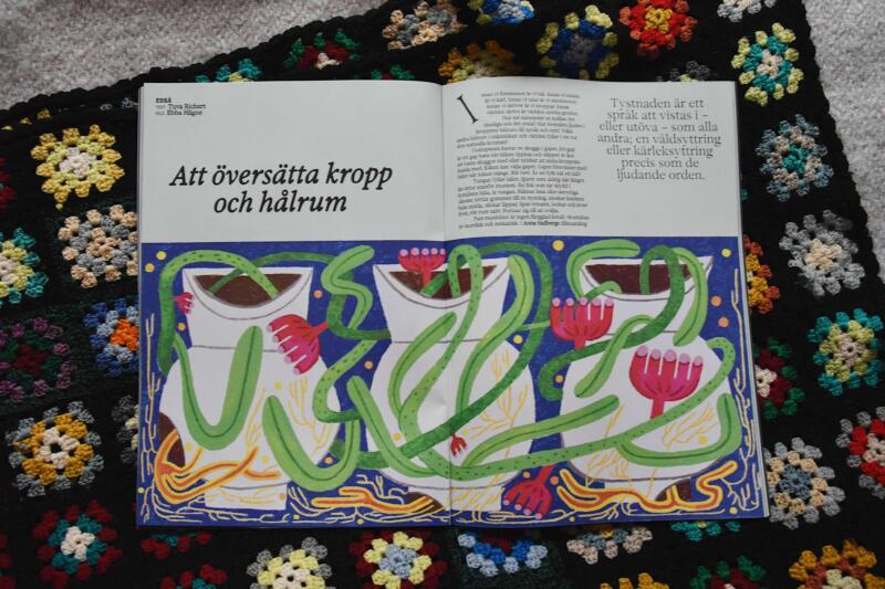 Färglad bild av tre vaser där blommor och blad växer ut från vaserna. Rötter som ljuser.