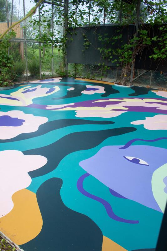 VAAF Golvmålning i ett växthus i Leens, Nederländerna, Floor painting in a greenhouse in Leens, the Netherlands