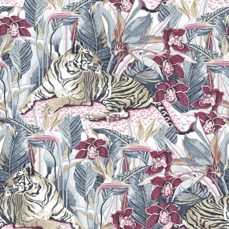 Mönsterdesign av en vilande tiger omgiven av orkidéer, paradisblomma, och palmblad. Harmoniska färger i denimblått, vinrött, rosa och beige.